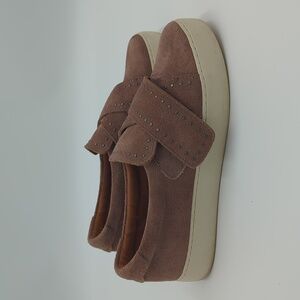 Frye Nina Studded Suede Slip On Sneakers 7.5 M Taupe Platform Everyday Wear